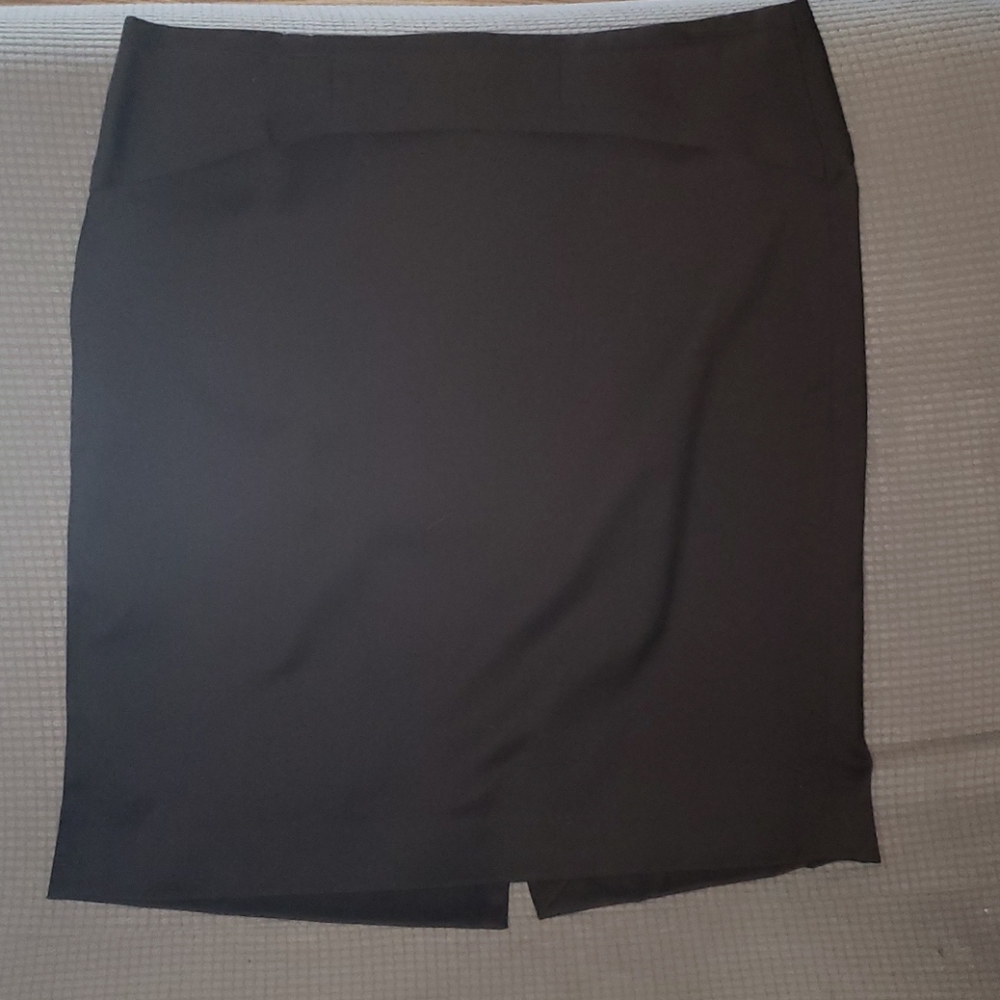Brown pencil skirt